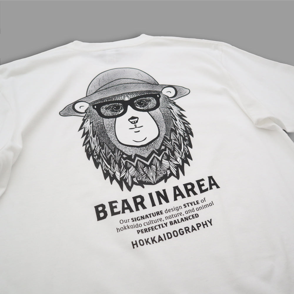 unisex-bear-in-area-tee