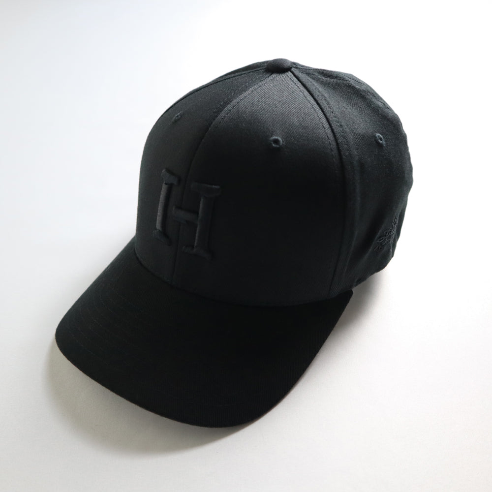 hg-logo-flexfit-standard-cap