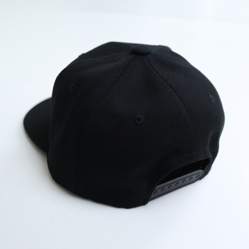 authentic-norht-tape-snapback-cap