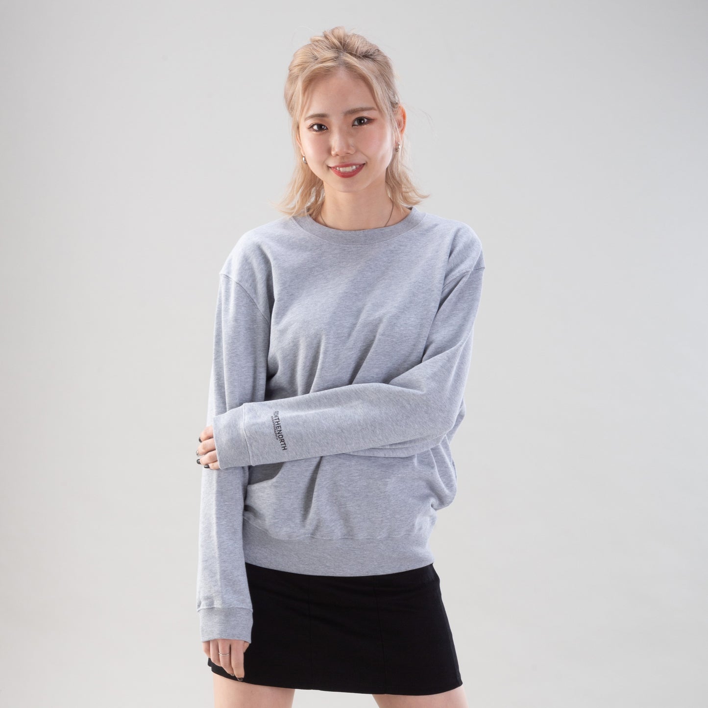 北海道 HOKKAIDO ホッカイドウ ホッカイドウグラフィー HOKKAIDOGRAPHY アパレルUnisex FROM THE NORTH HP Sweat Crew