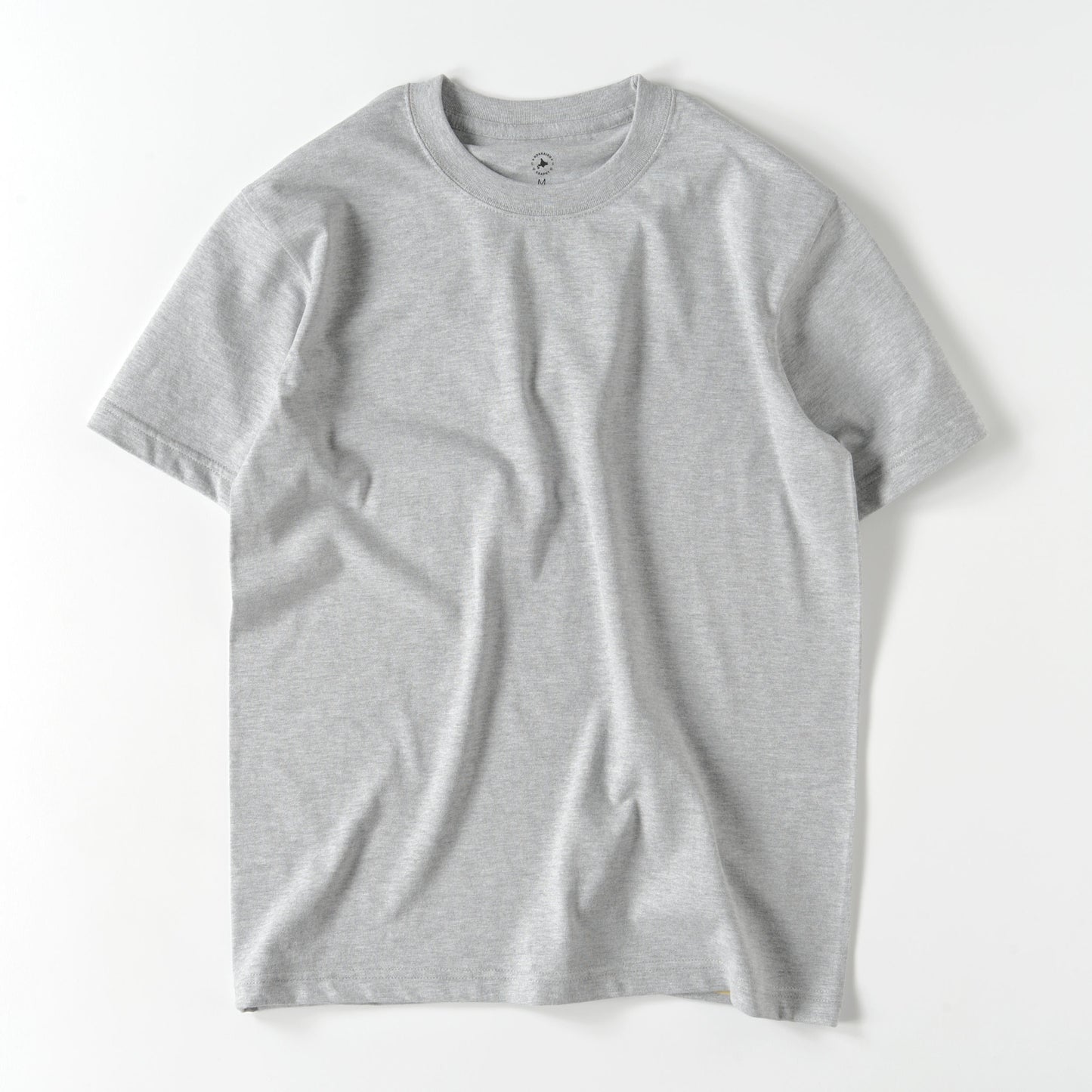 Unisex ツリー Tシャツ