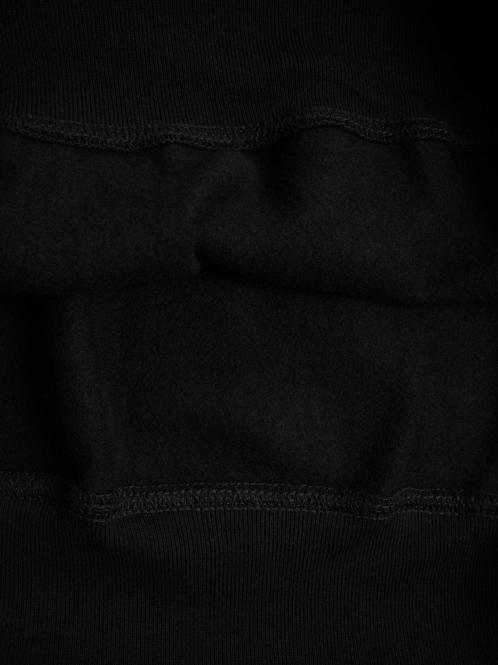 authentic-north-tape-crew-sweat