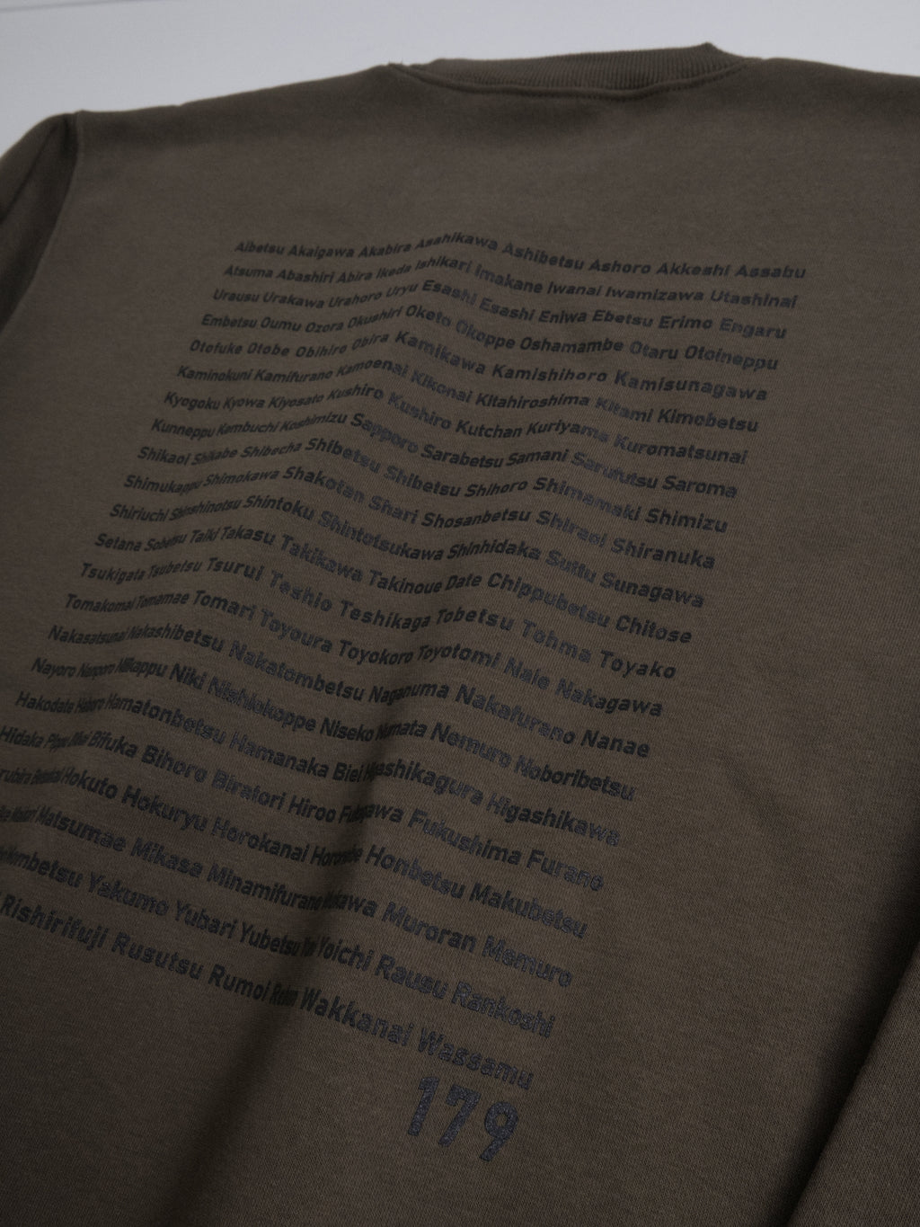 "179" HOKKAIDO CREW SWEAT