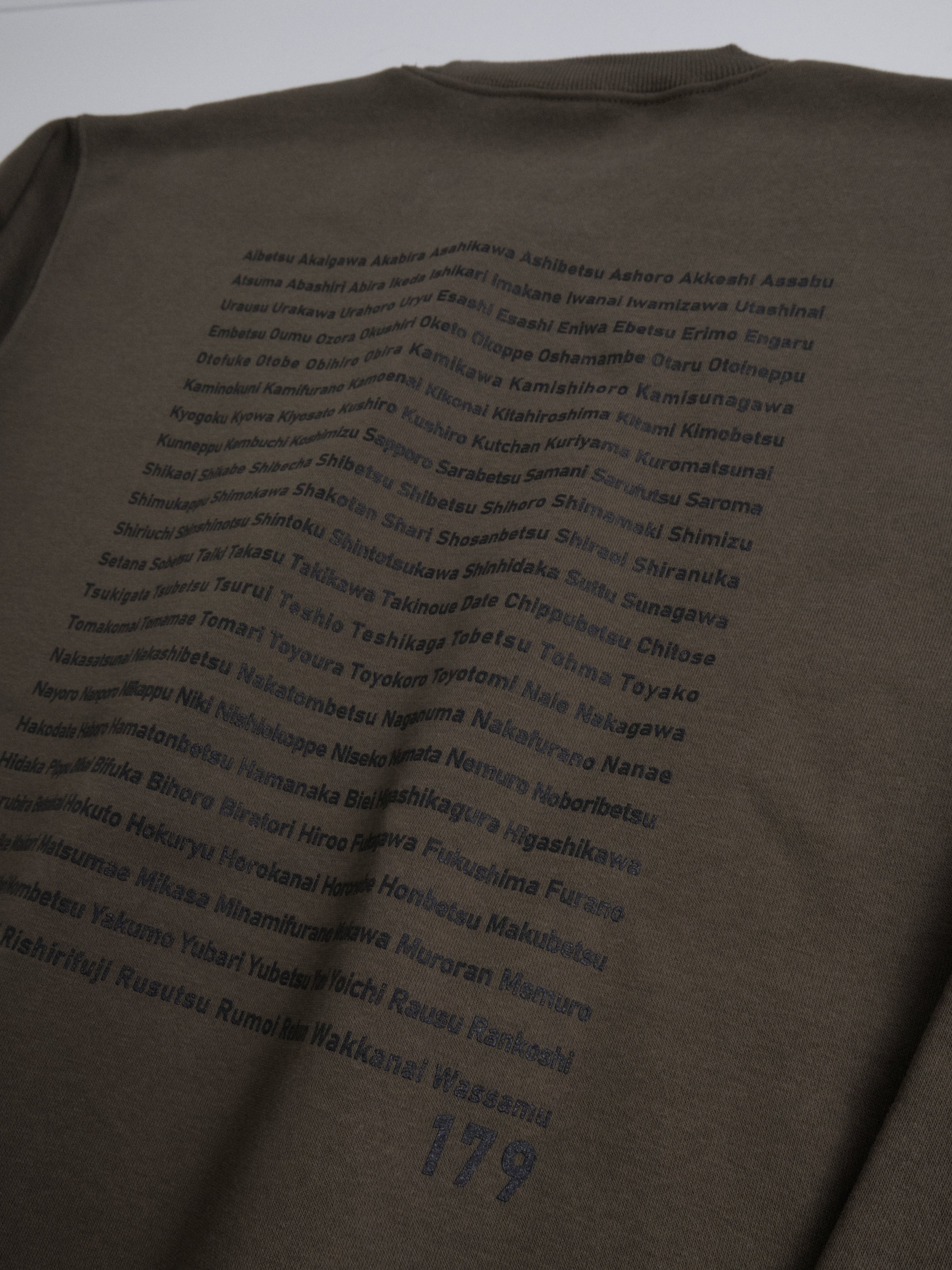 "179" HOKKAIDO CREW SWEAT