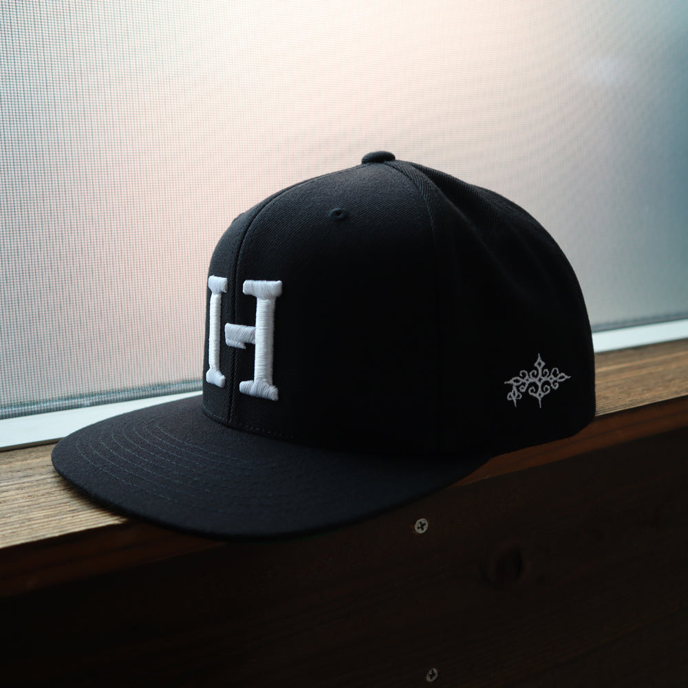 hg_logo_snapback_cap