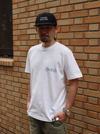 "NORTH" TEE