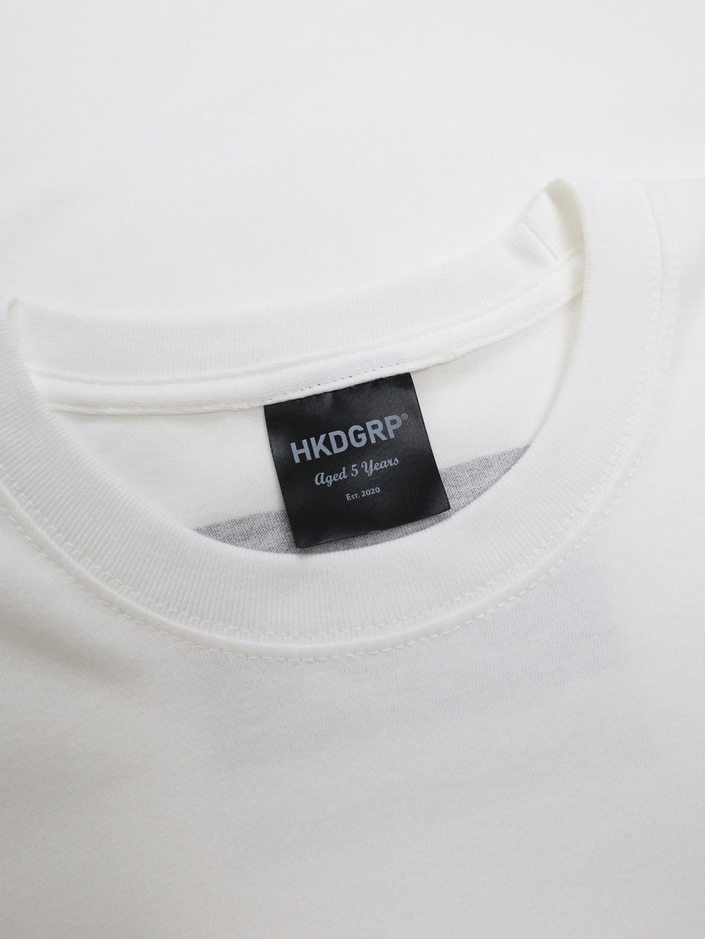 small-window-tee