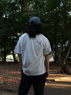 small-window-tee