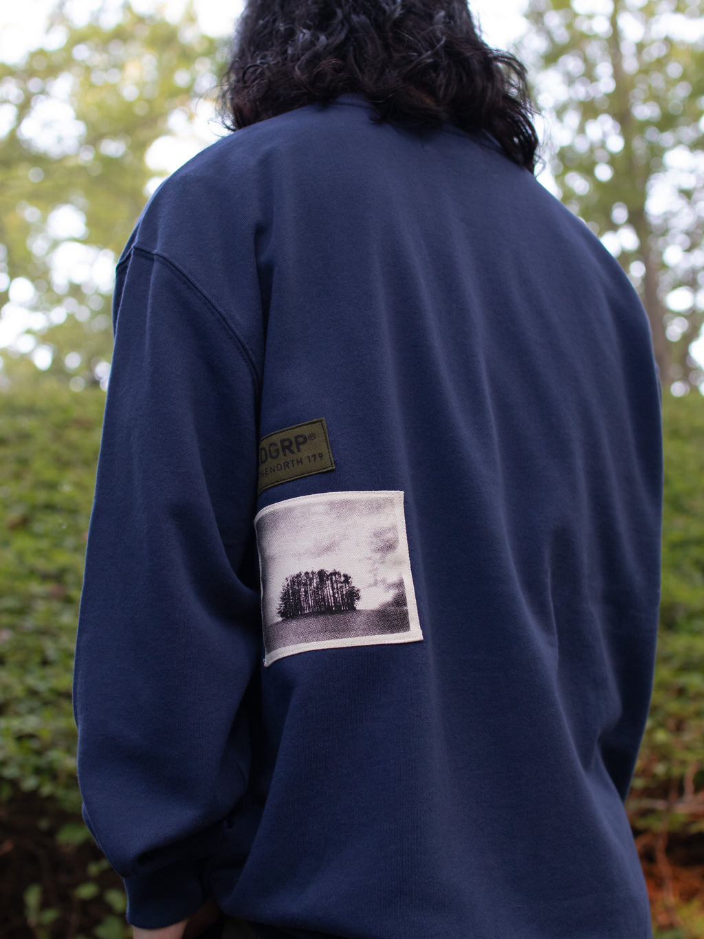"MONO TREE " LIGHT FLEECE