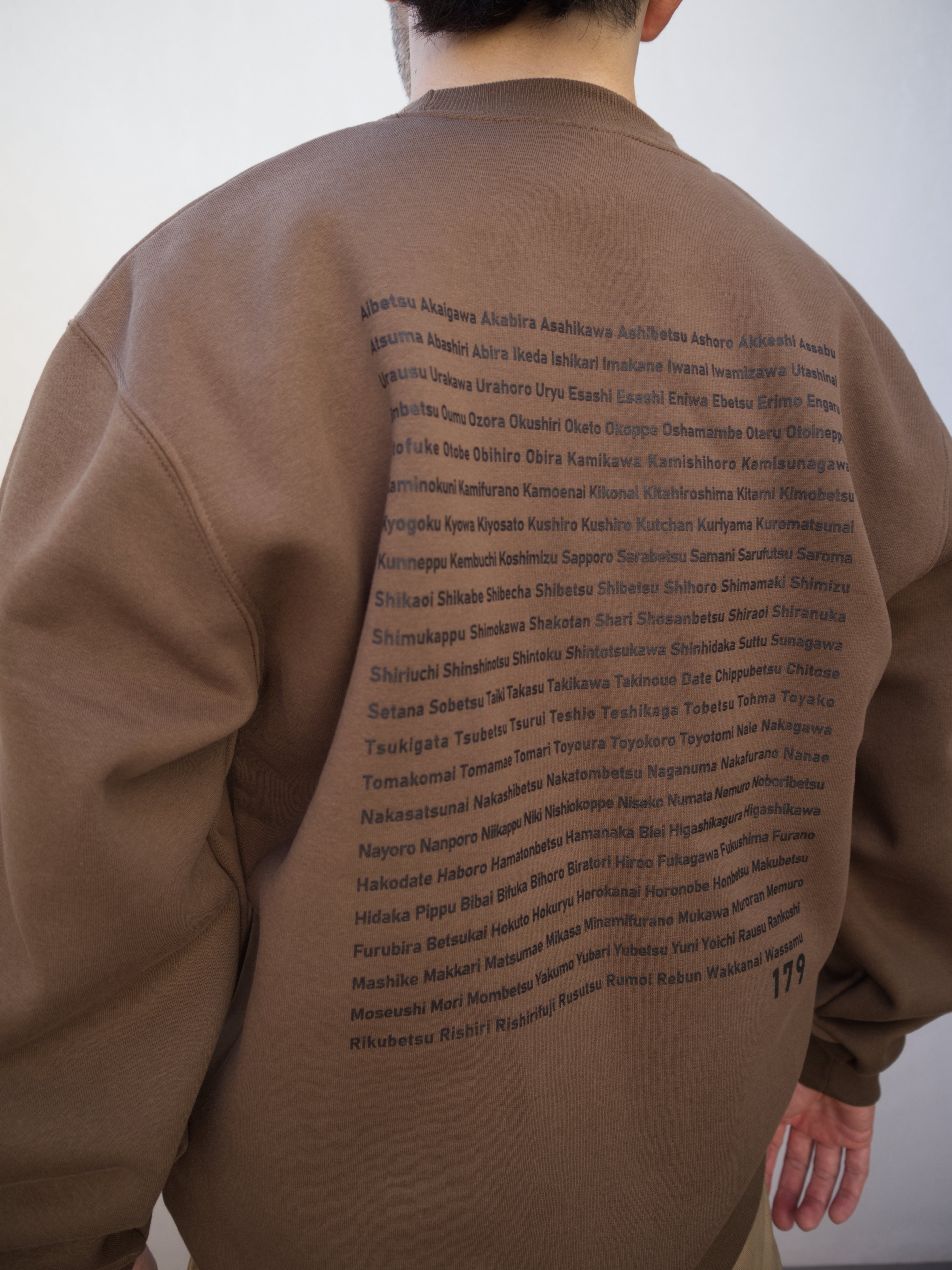 "179" HOKKAIDO CREW SWEAT