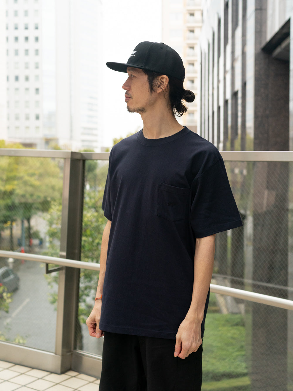 HKDGRP "POCKET LOGO" TEE