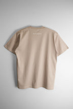 "DO LOCAL DO UNIVERSAL" TEE