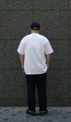 "DO LOCAL DO UNIVERSAL" TEE