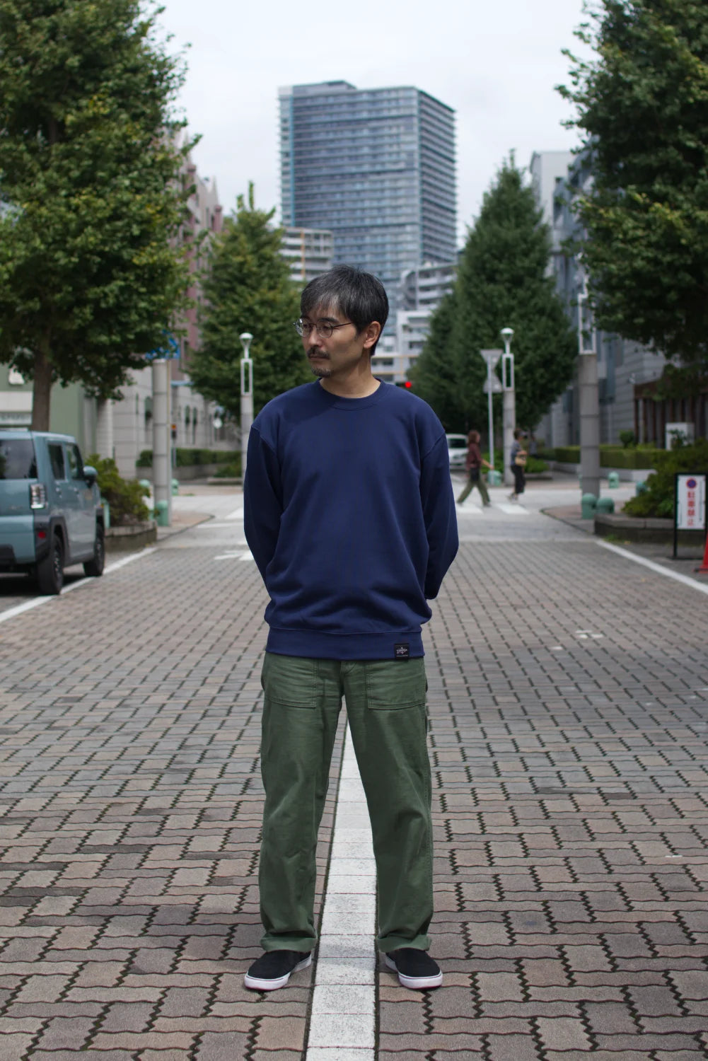 "WINTER CLUB" CREW SWEAT