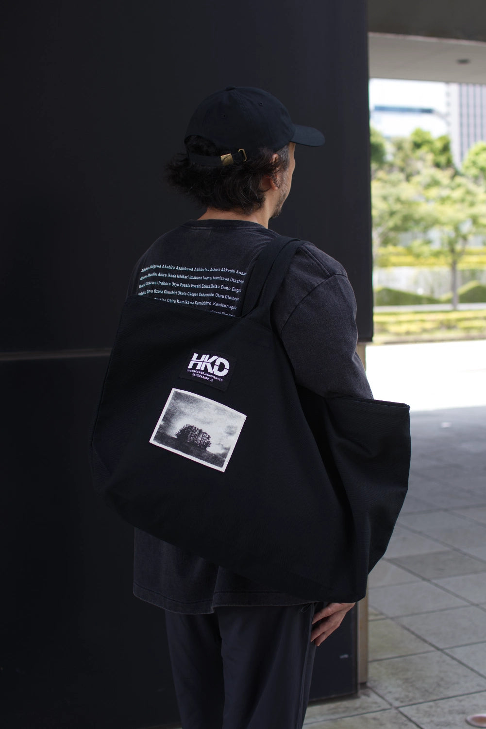 "MONO TREE" CANVAS BAG