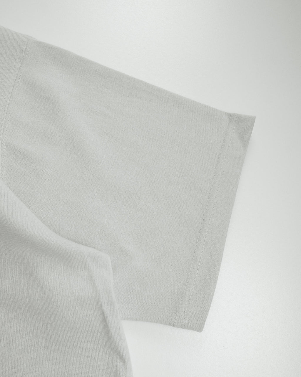 MONO TREE Tシャツ フロストグレー 生地感 ディテール クローズアップ