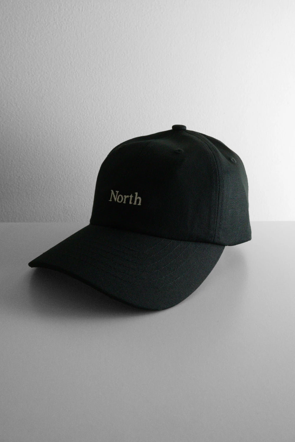"North" CAP LOW-PROFILE